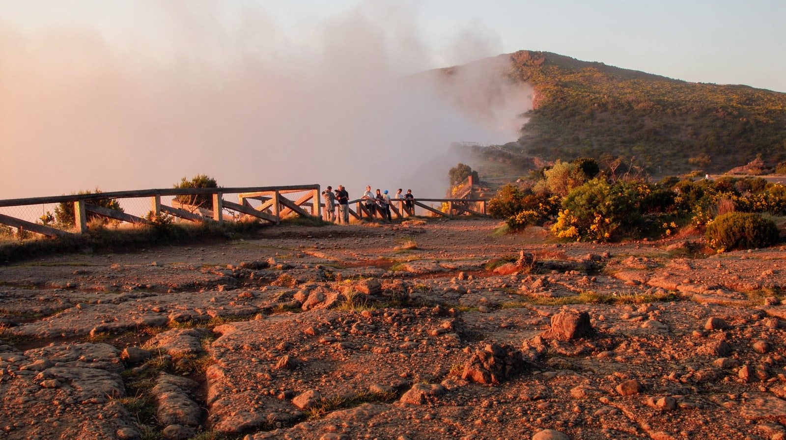Is the Maïdo sunrise worth the 4am alarm?