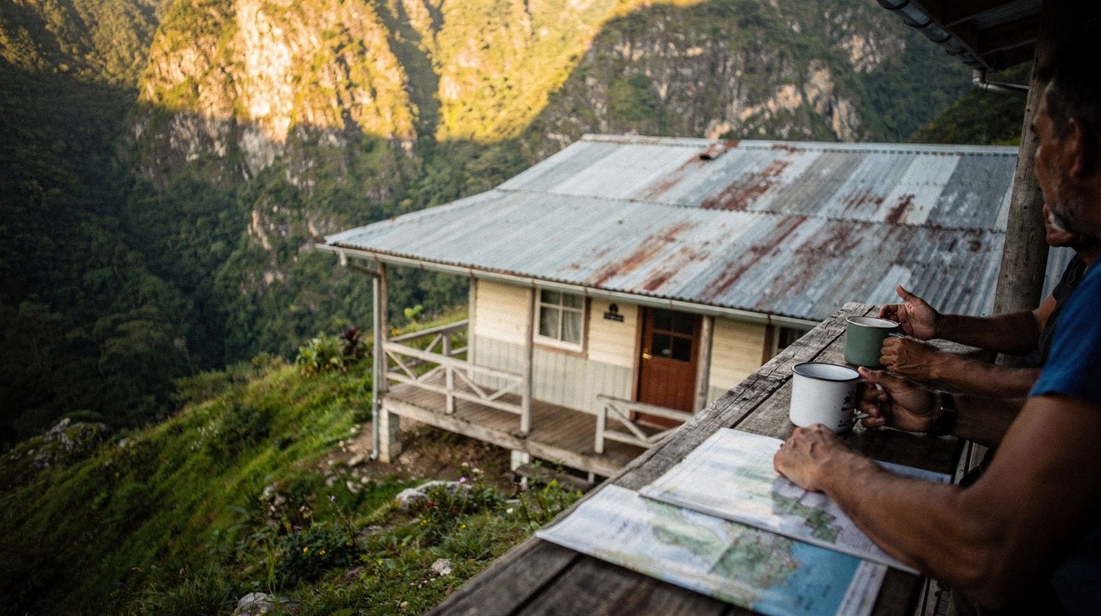 Sleeping in a Mafate gîte: what a night in the cirque actually involves
