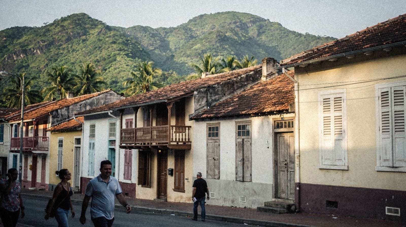One week in Réunion Island: cirques, volcano and the wild south